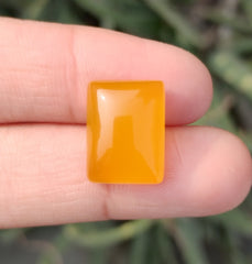 12.6ct Natural Carnelian Gemstone- Yellow Aqeeq- 12x16mm