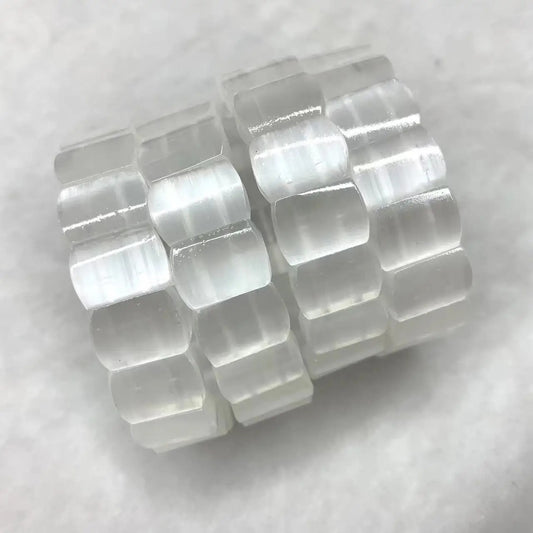 سوار من حجر الكالسيت/السيلينيت الأبيض والأحجار الكريمة، إسورة للنساء للرجال،