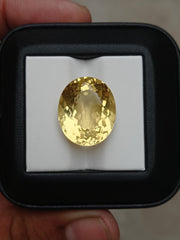 20.1ct Transparent Oval Faceted Citrine For Sale - November Birthstone - 19x16.5x11mm