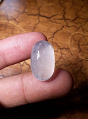 26.8 قيراط-در النجف - لؤلؤة النجف كابوشون حليبي - حجر بخت شهر أبريل - كوارتز كريستال روك -22x14 ملم