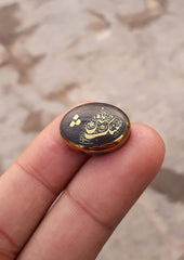 كابوشون هيماتيت 27 قيراط - حجر حديد - كابوشون حديد شيني منقوش - 21x16 ملم