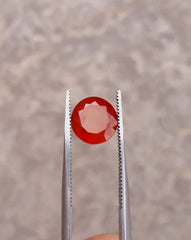 عقيق هيسونيت 3.8 قيراط - جوهرة هيسونيت طبيعية الأوجه - 9 ملم