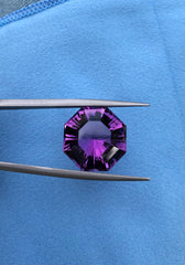 قطع جمشت فاخرة 16 قيراط - كريستال جمشت طبيعي - 16.8x16.8 ملم