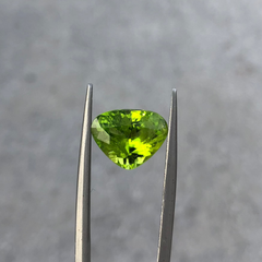 5.6ct Natural Peridot Gemstone- Olivine - Chrysolite Gem - August Birthstone -13x10x7mm