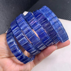 سوار من حجر الكيانيت الأزرق الطبيعي، مقاس الخرزة 10x6 ملم