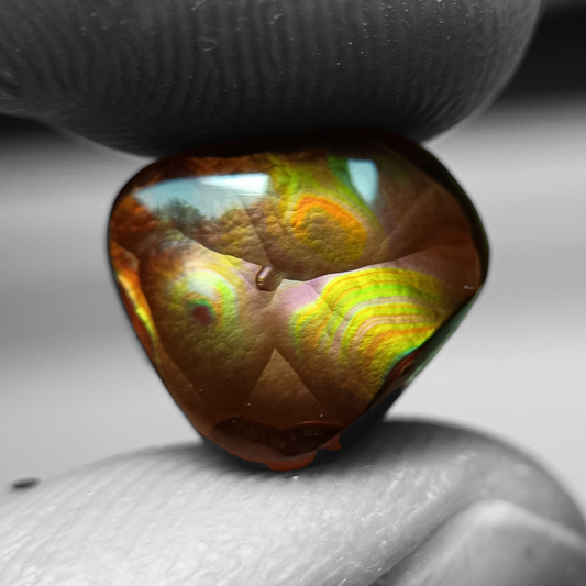 نحت العقيق الناري النادر - عقيق دي فيوغو