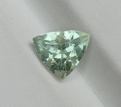 1.95 قيراط زبرجد طبيعي مع لون أخضر - حجر بخت شهر مارس - 9x8x6 ملم