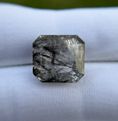 7.3 قيراط من الكوارتز التورماليني الأسود - كوارتز روتيل أسود