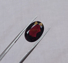 6.3ct Rhodolite Garnet - Natural Faceted Rhodolite Garnet - Symbolizing Love, Strength, and Inspiration - 14x10x5mm