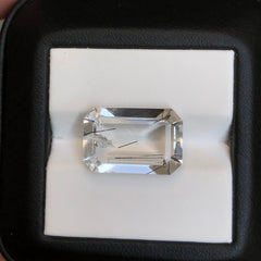 7.3 قيراط من الكوارتز التورماليني الأسود - كوارتز روتيل أسود