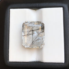 7.3 قيراط من الكوارتز التورماليني الأسود - كوارتز روتيل أسود