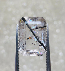 7.3 قيراط من الكوارتز التورماليني الأسود - كوارتز روتيل أسود