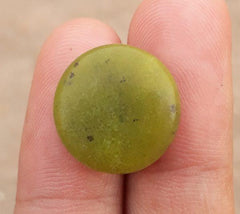 17.4ct Serpentine Cabochon - Shah Maqqsood - Zehrmora - 17.2x17.5mm